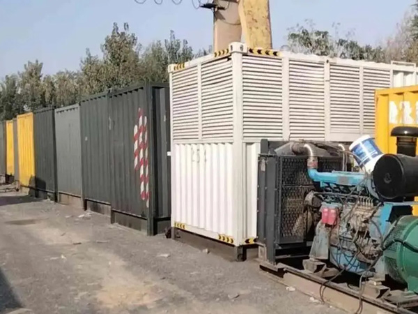 山丹200KW柴油发电机机组每小时油耗是多少?